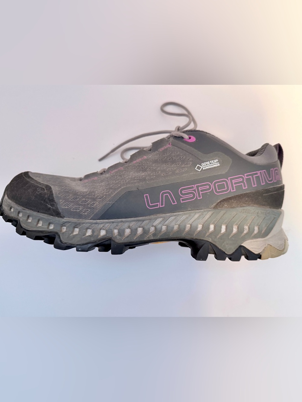 LA SPORTIVA Track Shoes, Size 9 1/2